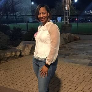 Meet your Posher, Lori